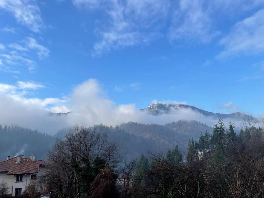 Orpheus And Eurydice Lägenhet Smolyan Exteriör bild